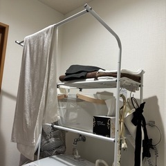 (決まりました)カインズ(CAINZ) ハンガーバー付きランドリ...