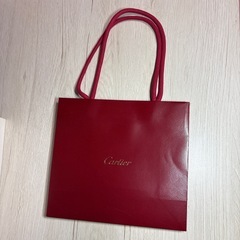 Cartier 赤 ショッパー 約20cm x 18cmの画像