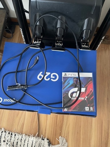 ゲーム付属 グランツーリスモ7 G29 DRIVING FORCE セット ハンドルコントローラー　ハンコン