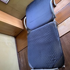 折り畳みベッド
