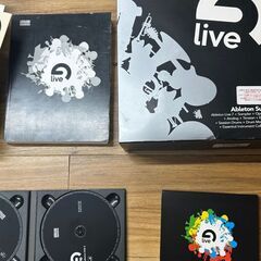 ableton：Live6（オリジナル版） & Live7（アップデート版）・windows&Mac用・オリジナル版・マニュアル付・付属品付・箱付　中古の画像