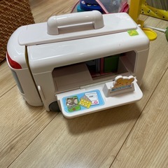 ぽぽちゃん救急車
の画像