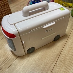 ぽぽちゃん救急車
の画像