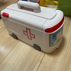 ぽぽちゃん救急車
の画像