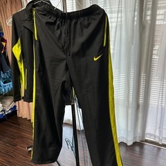 ナイキスポーツウェアサイズXXL上下セット美品の画像