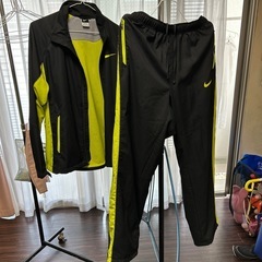 ナイキスポーツウェアサイズXXL上下セット美品の画像