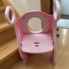 掲載10月中までトイレステップの画像