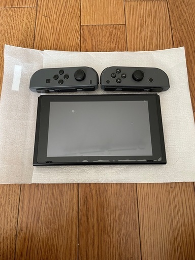 任天堂Switch本体とソフト2本