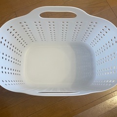 取引中　ニトリ　ランドリーバスケット　美品の画像