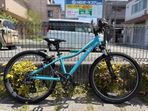 GIANT スポーツバイク