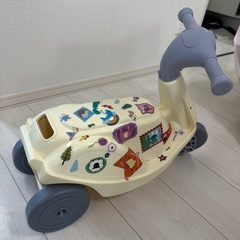 室内用三輪車の画像
