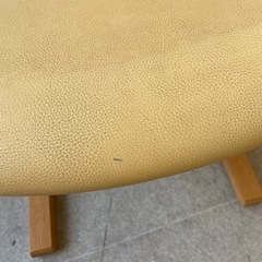 ☆値下げ☆K2504-286 配送不可 学習椅子  学習チェア クリーム色 キズ汚れ有りの画像