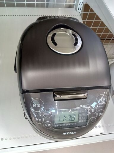 ★ジモティ割あり★ TIGFR 炊飯器 JPF-A550 ３合 22年製 動作確認／クリーニング済み TC8170