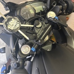 ヤマハスポーツバイク　YZF-R25 の画像