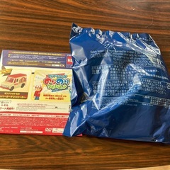 マクドナルドハッピーセットトミカDVD2025の画像