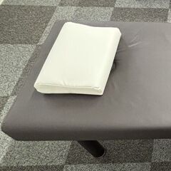 【マッサージ/エステ用　枕】