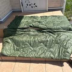寝袋 キャンプ用品 