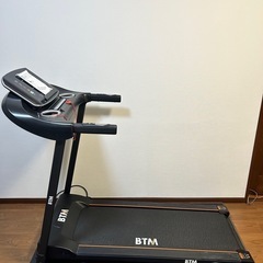  【値下げしました‼️】トレッドミル　ランニングマシンの画像
