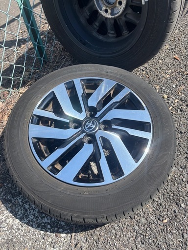 TOYOTA ルーミー夏タイヤ　中古品