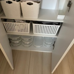 食器棚の画像