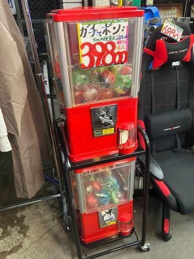 ▼リサイクルショップだいえい　500円 ガチャガチャ ガチャポン 2段