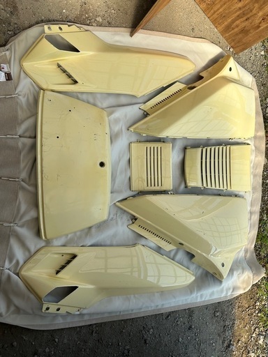 【売り切れました】フュージョン純正カウル　アッパーカウルセット