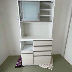 ニトリ キッチン 棚 カップボード 取りに来てくれる方5000円引きの画像