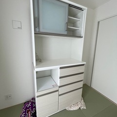 ニトリ キッチン 棚 カップボード 取りに来てくれる方5000円引きの画像