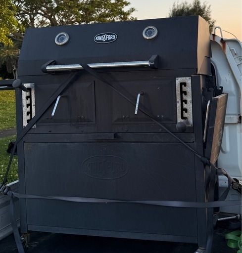 バーベキューグリル　アメリカ製　KINGSFORD