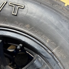 【引き取り先決定】SUILUN265/75R16 4本セットホイール付の画像