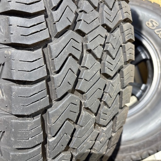 【引き取り先決定】SUILUN265/75R16 4本セットホイール付