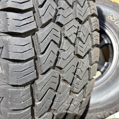 【引き取り先決定】SUILUN265/75R16 4本セットホイール付の画像