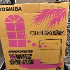 空気清浄機　Toshiba CAF-D3の画像