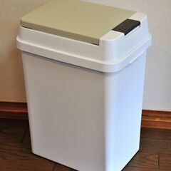 国産アスベル社製 ダストボックスの画像