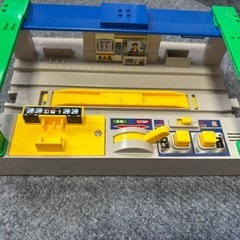 プラレール　サウンド駅
