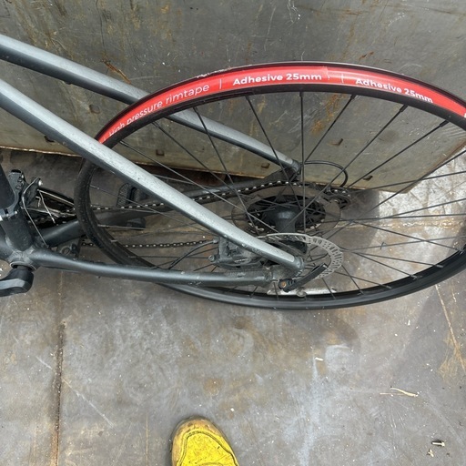 cannondale (たなう) 御着のロードバイクの中古あげます・譲り cannondale (たなう) 御着のロードバイクの中古あげます・譲り