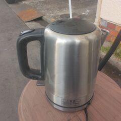 ステンレス製：電機ケトル、瞬間湯わかしき：中古良品：の画像