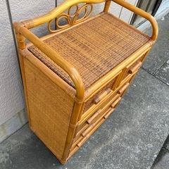 オシャレ収納棚 引き出し式収納ボックスの画像