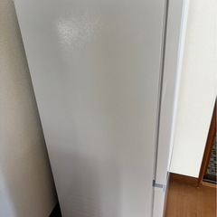 【2025年製 使用3ヶ月】 冷蔵庫 YRZ-F15MW 2025年製 使用3ヶ月】 冷蔵庫 YRZ-F15MW