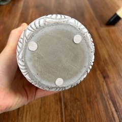 　珪藻土　植木鉢の画像
