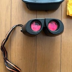 双眼鏡の画像