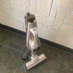 （運搬費込）（美品）折り畳み掃除機の画像