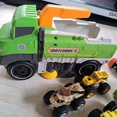 おもちゃ車セットの画像