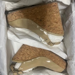サンダル　靴