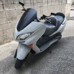 ホンダ　フォルツァMF8