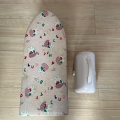 【レトロ】アイロンと台セットの画像