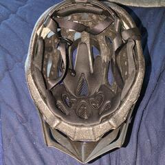 頭を守るのに！おとな用自転車用ヘルメット！の画像
