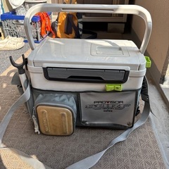 釣り用クーラーボックス