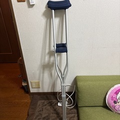松葉杖