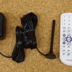 YAMAZEN 9インチ 防水 ポータブルDVDプレーヤー TPD-L90FWの画像